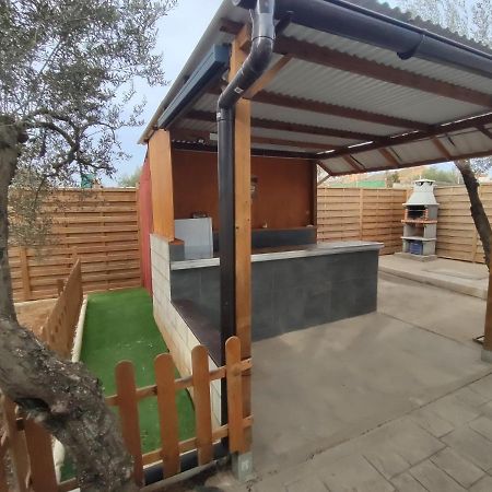 Chalet En El Aljarafe A 15 Min De Sevilla Kültér fotó